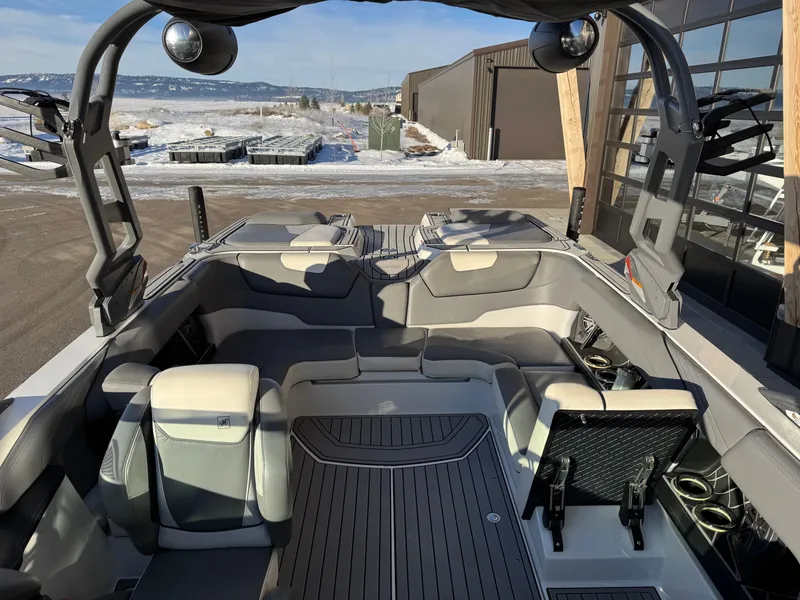 Slide: The Image of Nautique Super Air Nautique GS22 2018 - 9