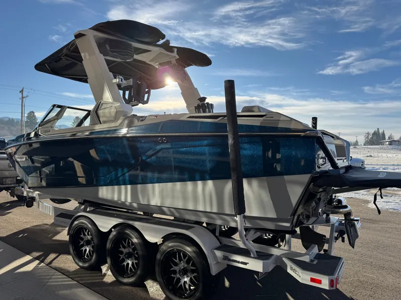 Slide: The Image of Nautique Super Air Nautique G23 Paragon 2022 - 6