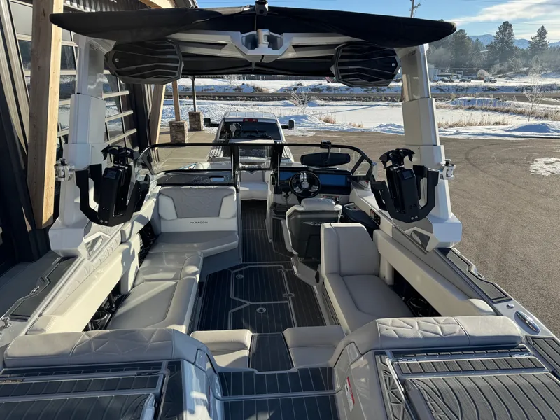 Slide: The Image of Nautique Super Air Nautique G23 Paragon 2022 - 8