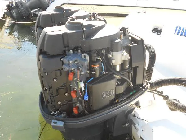 Slide: The Image of Aquasport 235 Osprey 2005 - 8