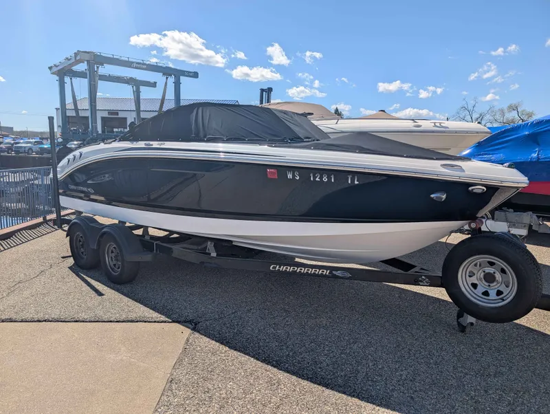 The Image of Chaparral 21 H2O Sport 2019 - 1