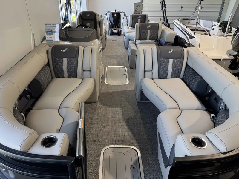 Slide: The Image of Barletta LUSSO L23M/TT 2025 - 3