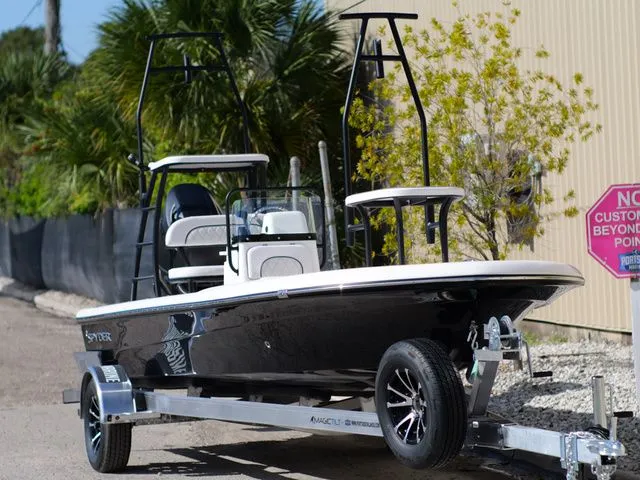 The Image of Spyder FX19 Vapor 2026 - 1