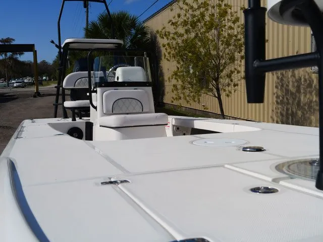 Slide: The Image of Spyder FX19 Vapor 2026 - 24