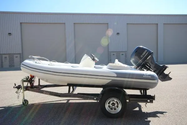 Slide: The Image of Zodiac Yachtline 420 DL NEO 60hp In Stock 2015 - 0