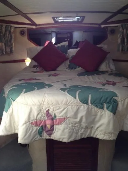 Slide: The Image of Bluewater 52 Motor Yacht w/ Raised Pilothouse 1983 - 11