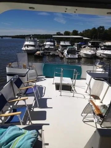 Slide: The Image of Bluewater 52 Motor Yacht w/ Raised Pilothouse 1983 - 6