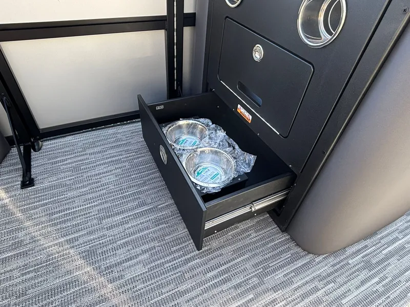 Slide: The Image of Viaggio X22Q 2026 - 18