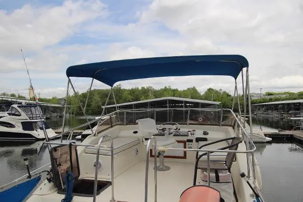 Slide: The Image of Bluewater Coastal Cruiser 1981 - 3