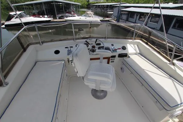 Slide: The Image of Bluewater Coastal Cruiser 1981 - 5