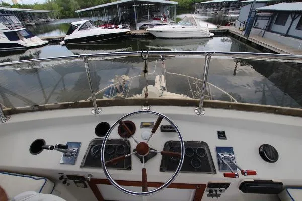 Slide: The Image of Bluewater Coastal Cruiser 1981 - 7