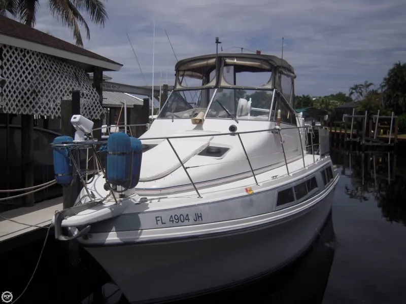 Slide: The Image of Carver Yachts 330 Mariner 1994 - 1