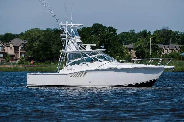 Slide: The Image of Albemarle 360 Express Fisherman 2007 - 3