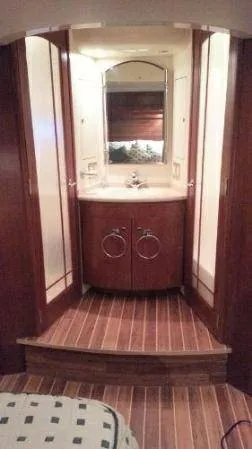 Slide: The Image of Carver Yachts 530 Voyager 1998 - 6