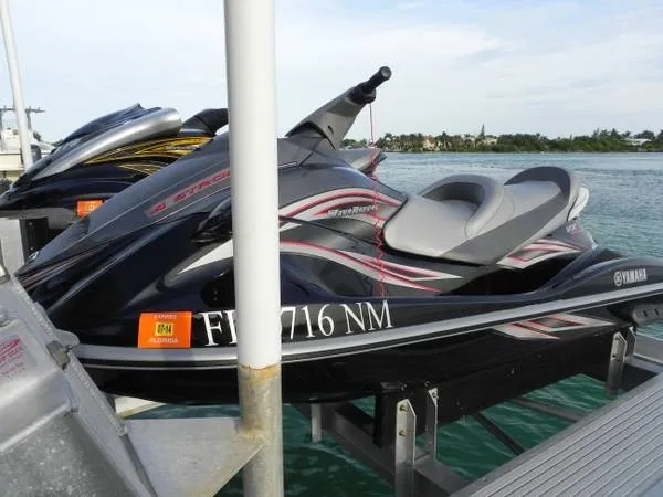 Slide: The Image of Yamaha (2) VX1100AF / FX1100FY 2007 - 1