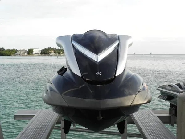 Slide: The Image of Yamaha (2) VX1100AF / FX1100FY 2007 - 9