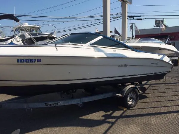 Slide: The Image of Sea Ray 210 Signature with Trailer 1996 - 2