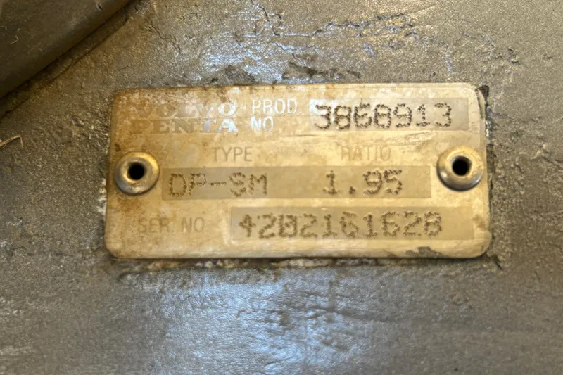 Slide: The Image of Volvo Penta identification plate on 2006 Chaparral Sunesta 236, showing product and serial numbers. - 103