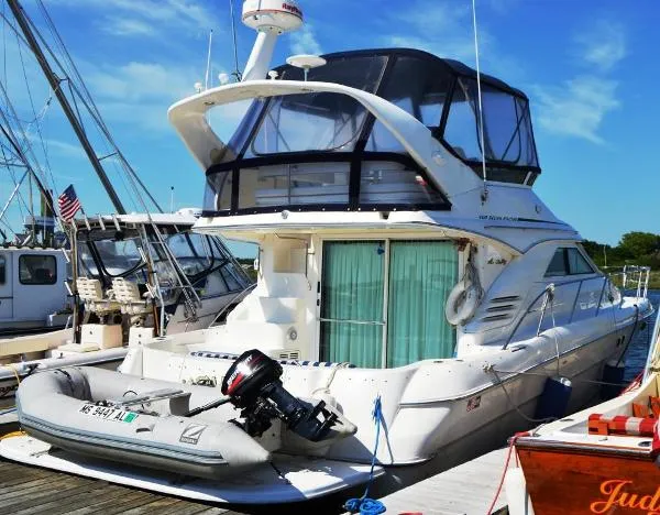 Slide: The Image of Sea Ray 400 Sedan Bridge 1998 - 0