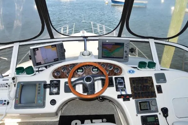 Slide: The Image of Sea Ray 400 Sedan Bridge 1998 - 2