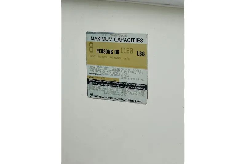 Slide: The Image of Capacity label on 1993 Glastron SSV 175 boat, maximum 8 persons or 1150 lbs. - 10
