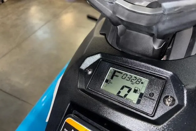 Slide: The Image of 2022 Yamaha WaveRunner JetBlaster dashboard displaying speed and fuel information. - 12