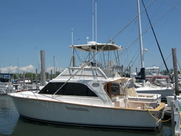 Slide: The Image of Ocean Yachts 38 Super Sport 1989 - 3