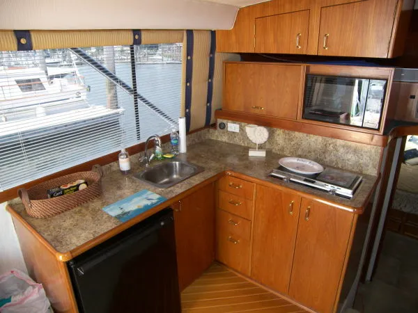Slide: The Image of Ocean Yachts 38 Super Sport 1989 - 6