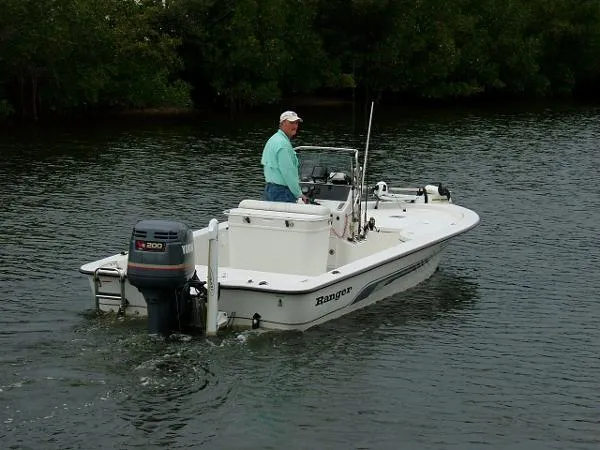 Slide: The Image of Ranger 2180 Bay Ranger 2004 - 7