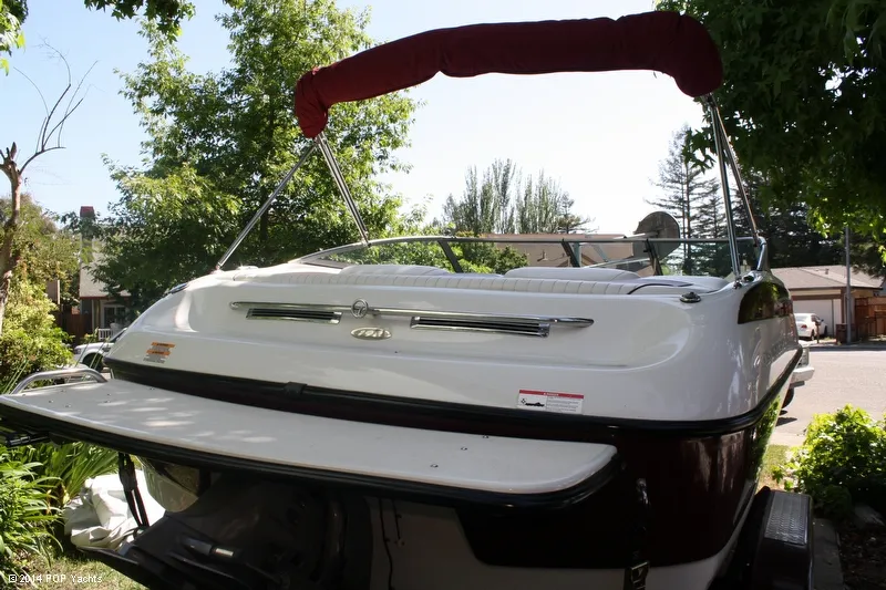 Slide: The Image of Crownline Boats 192 BR 2005 - 7