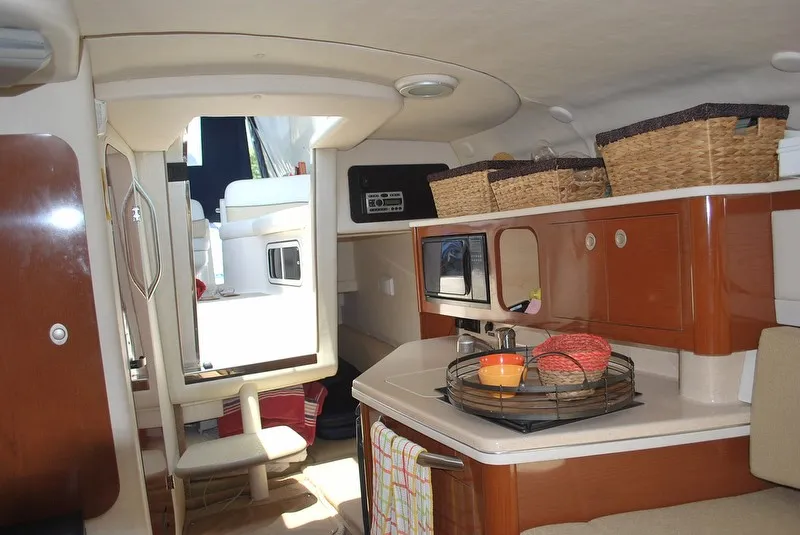 Slide: The Image of Sea Ray 260 Sundancer 2008 - 9