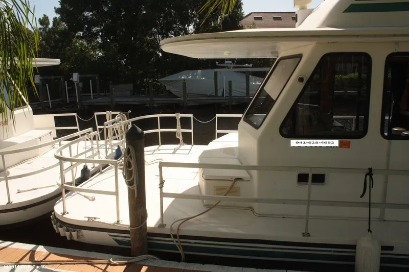 Slide: The Image of Gibson 41 Houseboat II 2000 - 3