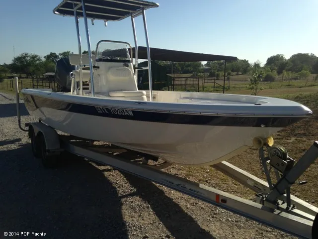Slide: The Image of NauticStar 220 Tournament Center Console 2009 - 7
