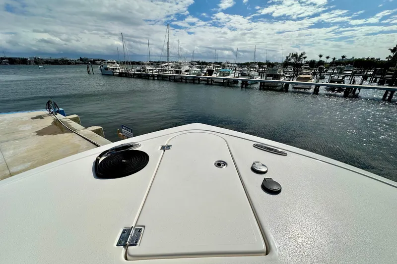 Slide: The Image of Control panel of 2019 Tidewater 252 CC Adventure boat with Yamaha start/stop buttons. - 41