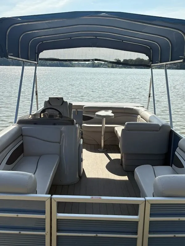 Slide: The Image of Bennington 168 SL Pontoon 2019 - 4