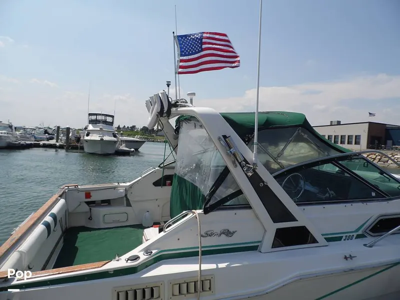 Slide: The Image of Sea Ray 300 Sundancer 1989 - 1