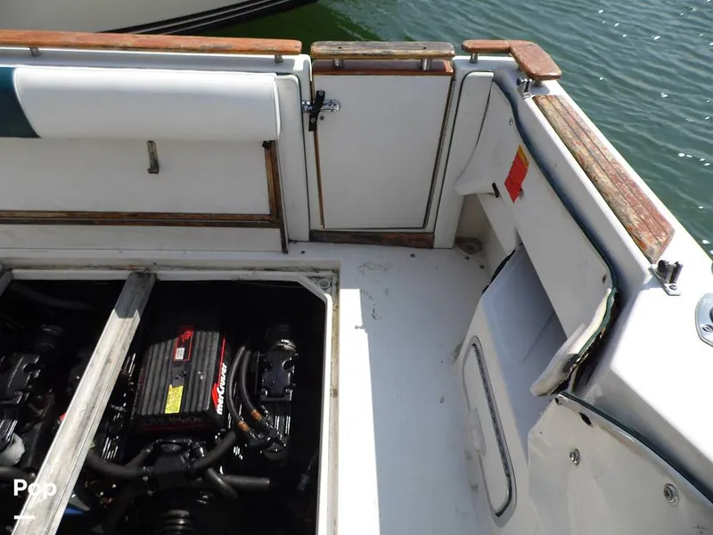Slide: The Image of Sea Ray 300 Sundancer 1989 - 11