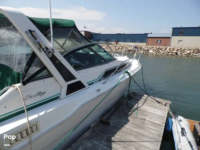 Slide: The Image of Sea Ray 300 Sundancer 1989 - 2