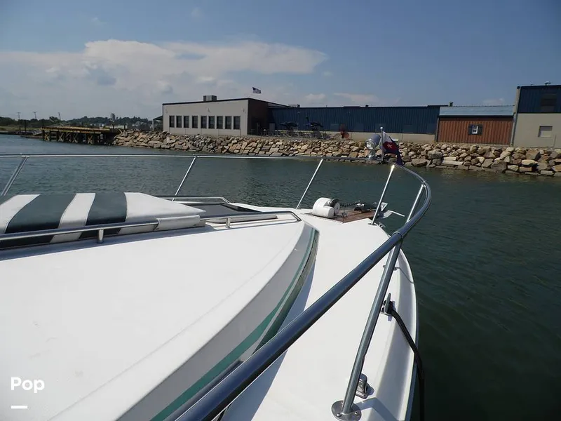 Slide: The Image of Sea Ray 300 Sundancer 1989 - 3