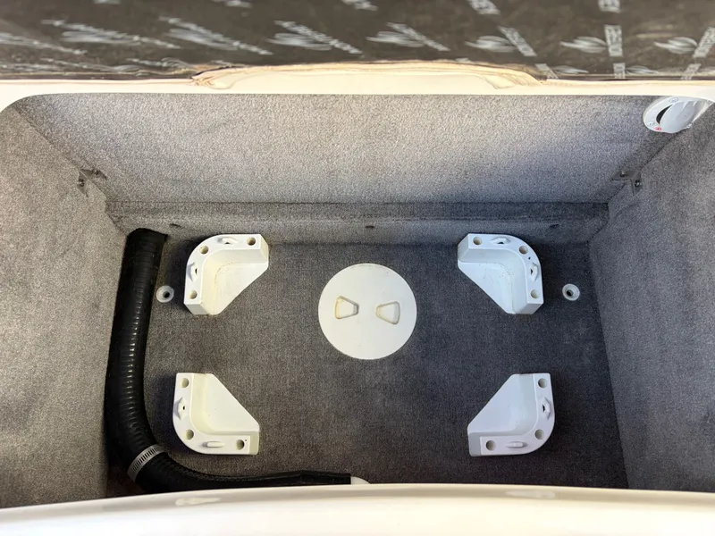 Slide: The Image of Monterey 244FS 2012 - 28