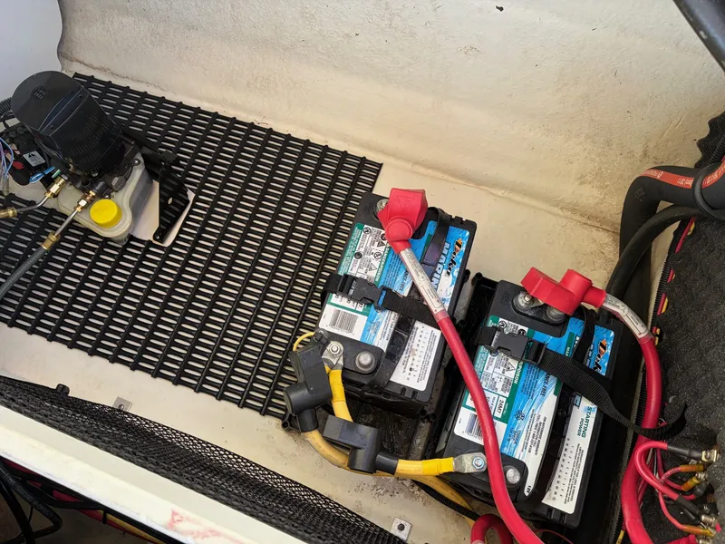 Slide: The Image of Monterey 244FS 2012 - 31