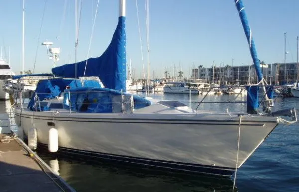 Slide: The Image of Catalina 42 Two Cabin Layout 1992 - 0