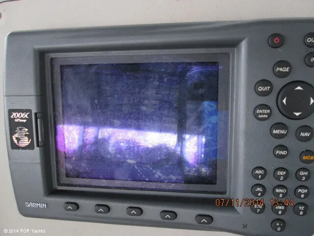 Slide: The Image of Carver Yachts 374 Voyager 2001 - 5