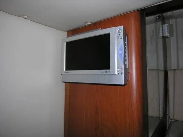 Slide: The Image of Chaparral 330 Signature 2004 - 6