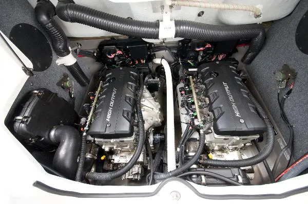 Slide: The Image of Yamaha 242 Limited BR5078 2011 - 11