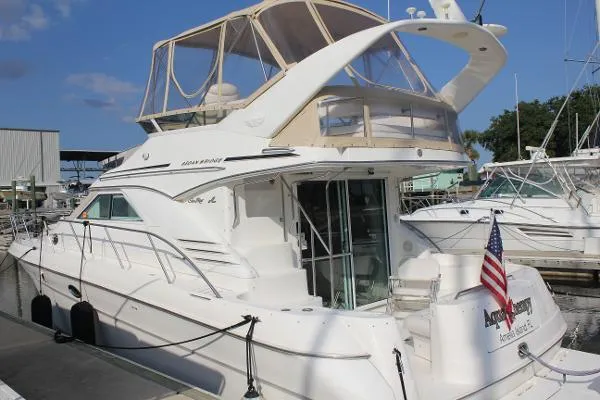 Slide: The Image of Sea Ray 40 Sedan Bridge 2000 - 1