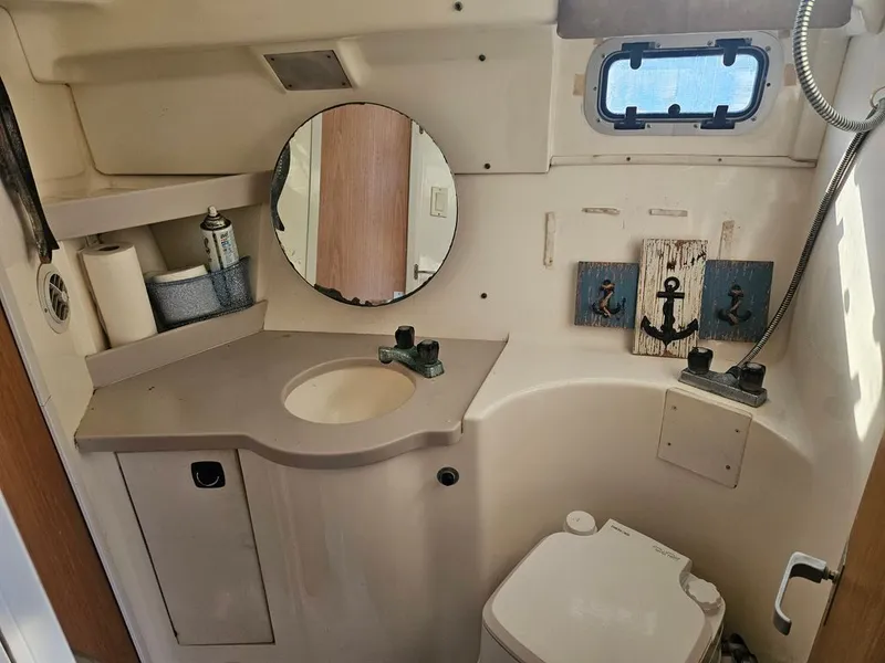 Slide: The Image of Mainship 31 Sedan Bridge 1994 - 11