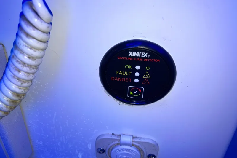 Slide: The Image of Gasoline fume detector on 2001 Formula 37 Performance Cruiser, showing status indicators. - 59