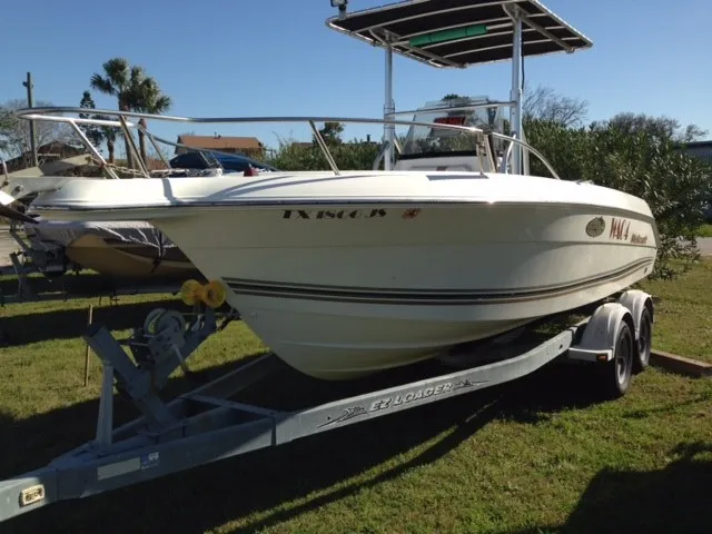 Slide: The Image of Wellcraft 210 Fisherman 2002 - 0