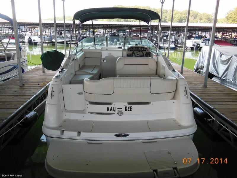 Slide: The Image of Chaparral 240 Signature Cruiser 2001 - 6